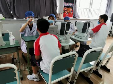 “六一愛眼護眼公益行”,成都東區愛爾眼科走進樹(shù)德實驗中學